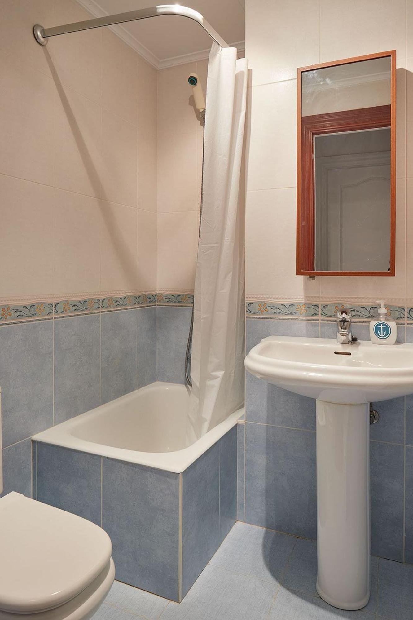 Earra - Casa Trini - Centro Y 2 Min De La Playa Apartment ซาเราทซ์ ภายนอก รูปภาพ