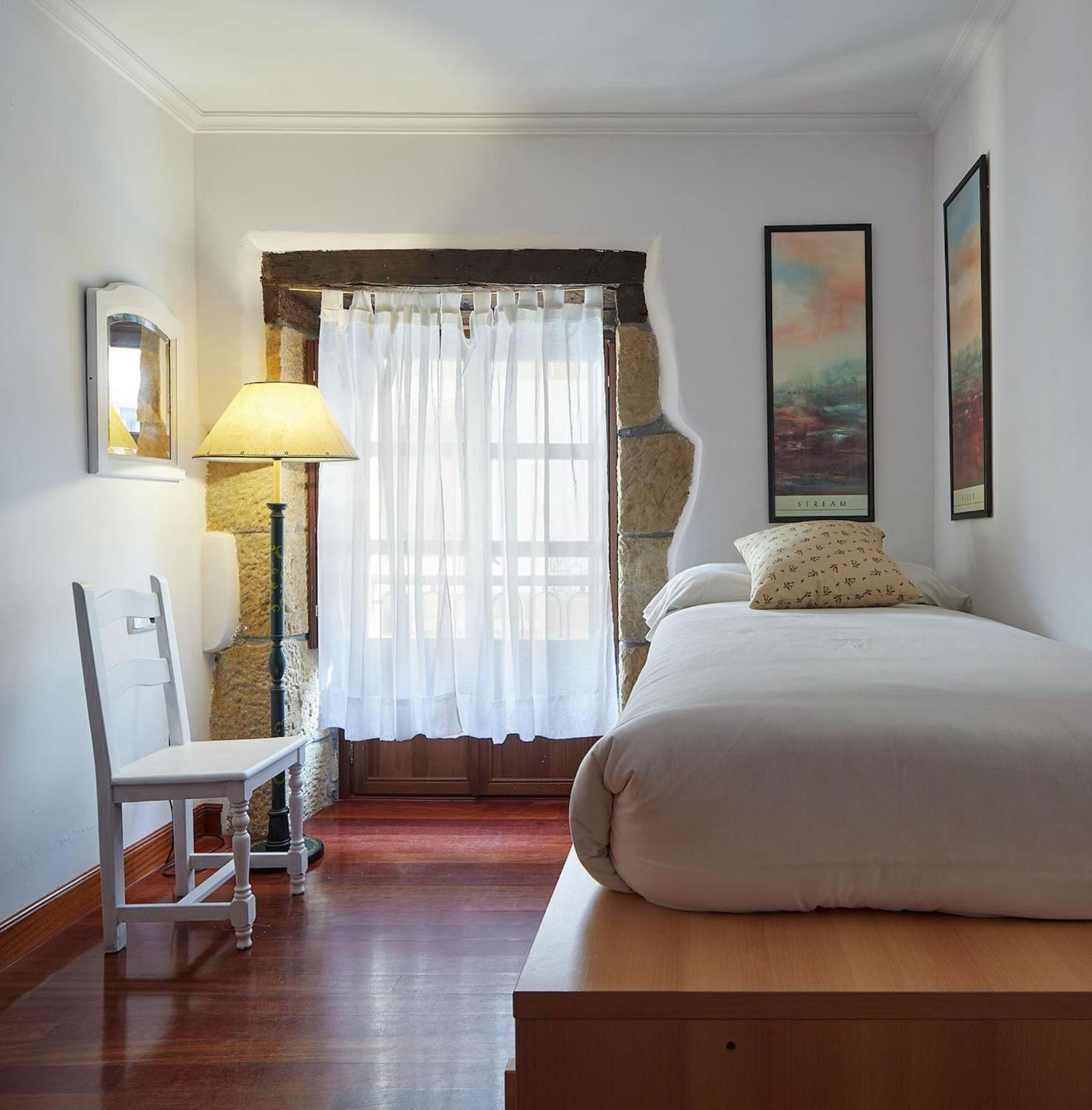 Earra - Casa Trini - Centro Y 2 Min De La Playa Apartment ซาเราทซ์ ภายนอก รูปภาพ