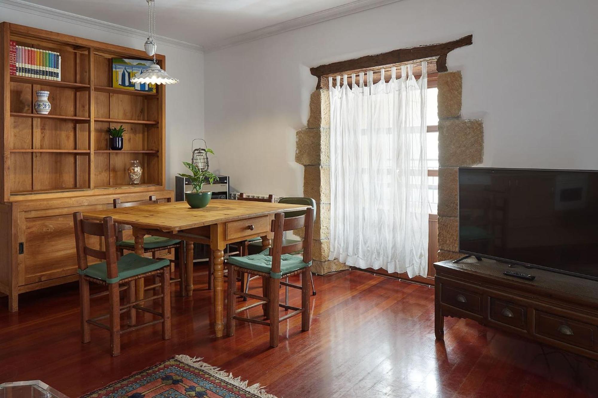 Earra - Casa Trini - Centro Y 2 Min De La Playa Apartment ซาเราทซ์ ภายนอก รูปภาพ
